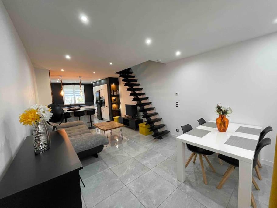 Duplex Cosy Nancy A 10 Minutes Apartment Maxéville Exterior foto